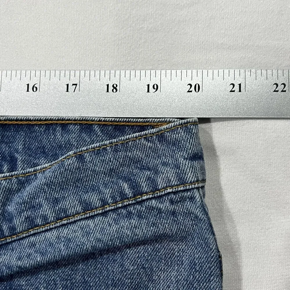Vintage Levis 90’s Jeans Men Blue 550 Relaxed Fit Tapered Leg Denim Sz 40X30 USA